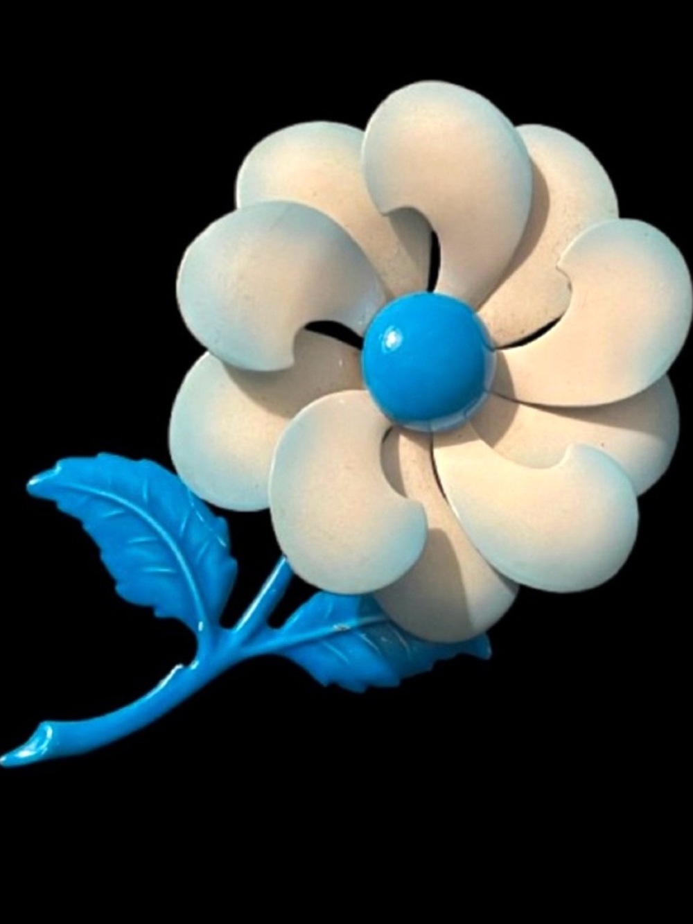 Vintage White Blue Enamel Floral Daisy Brooch Pin Articulated Petals MCM